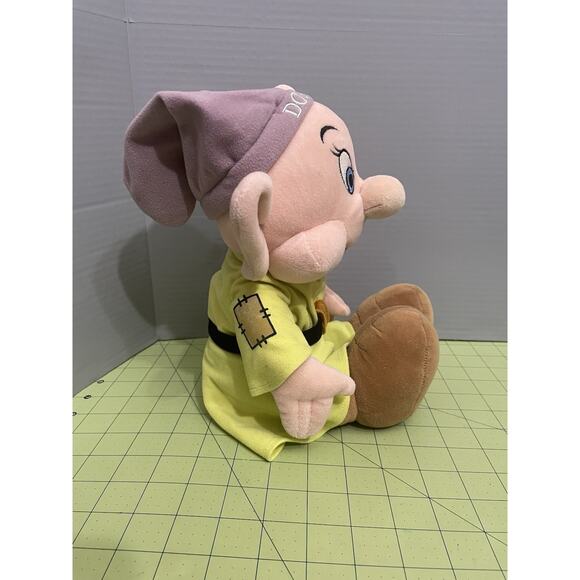 Dopey The Disney Store 14” Plush Snow White And The Seven Dwarfs Collectible - Picture 2 of 8